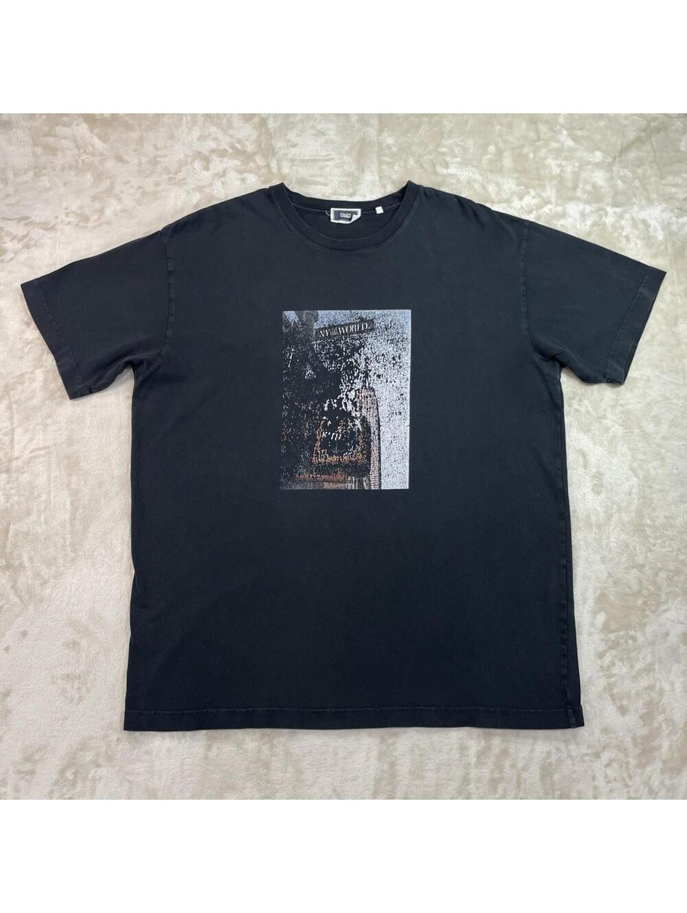 KITH “NY To The World” City Street Graphic Print Black Tee Men’s Large